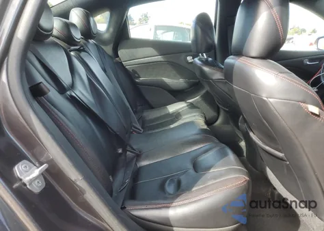 2015 Dodge Dart Gt z USA, uszkodzony, nr VIN 1C3CDFEB2FD212791